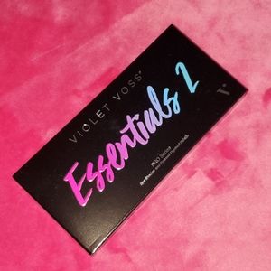 Violet Voss essentials 2